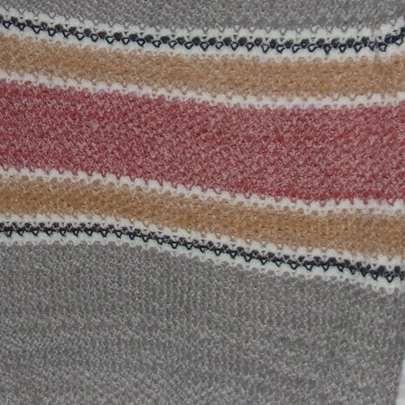 size medium   knit  gray  womens sweater striped top - Picture 3 of 4